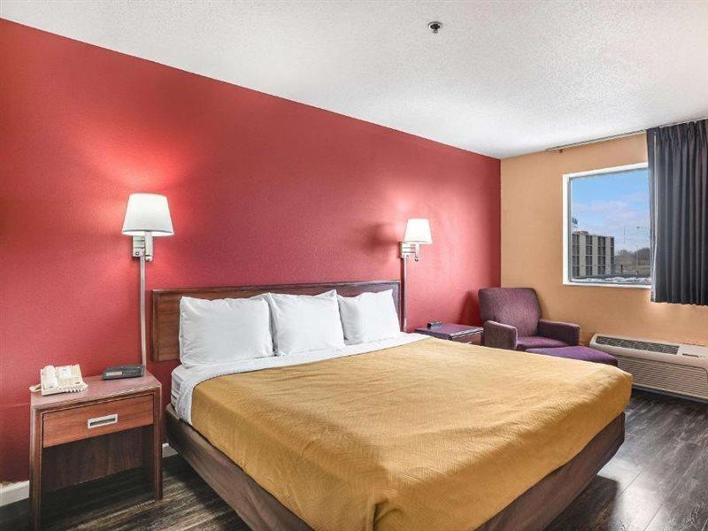 Econo Lodge Princeton Экстерьер фото