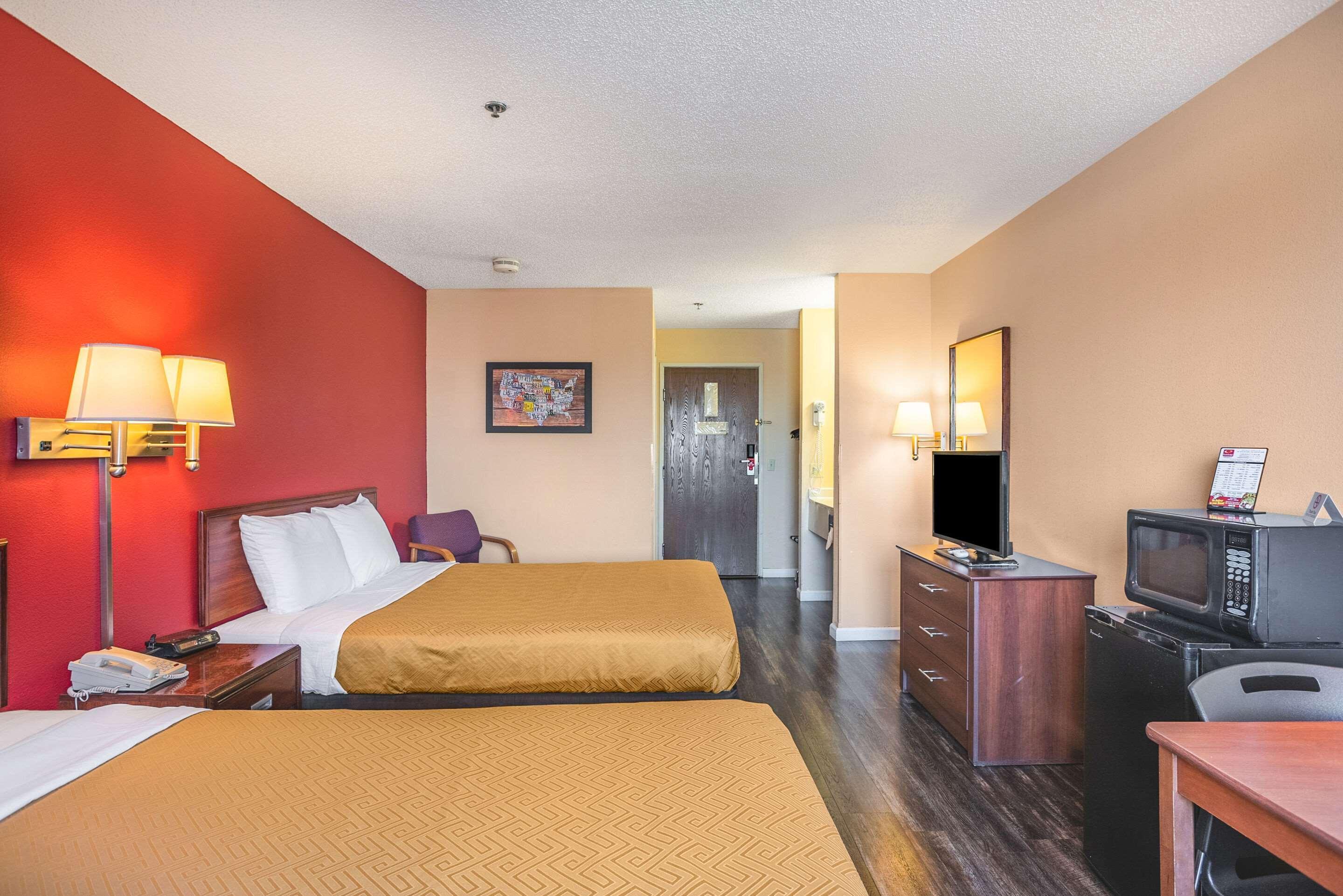Econo Lodge Princeton Экстерьер фото