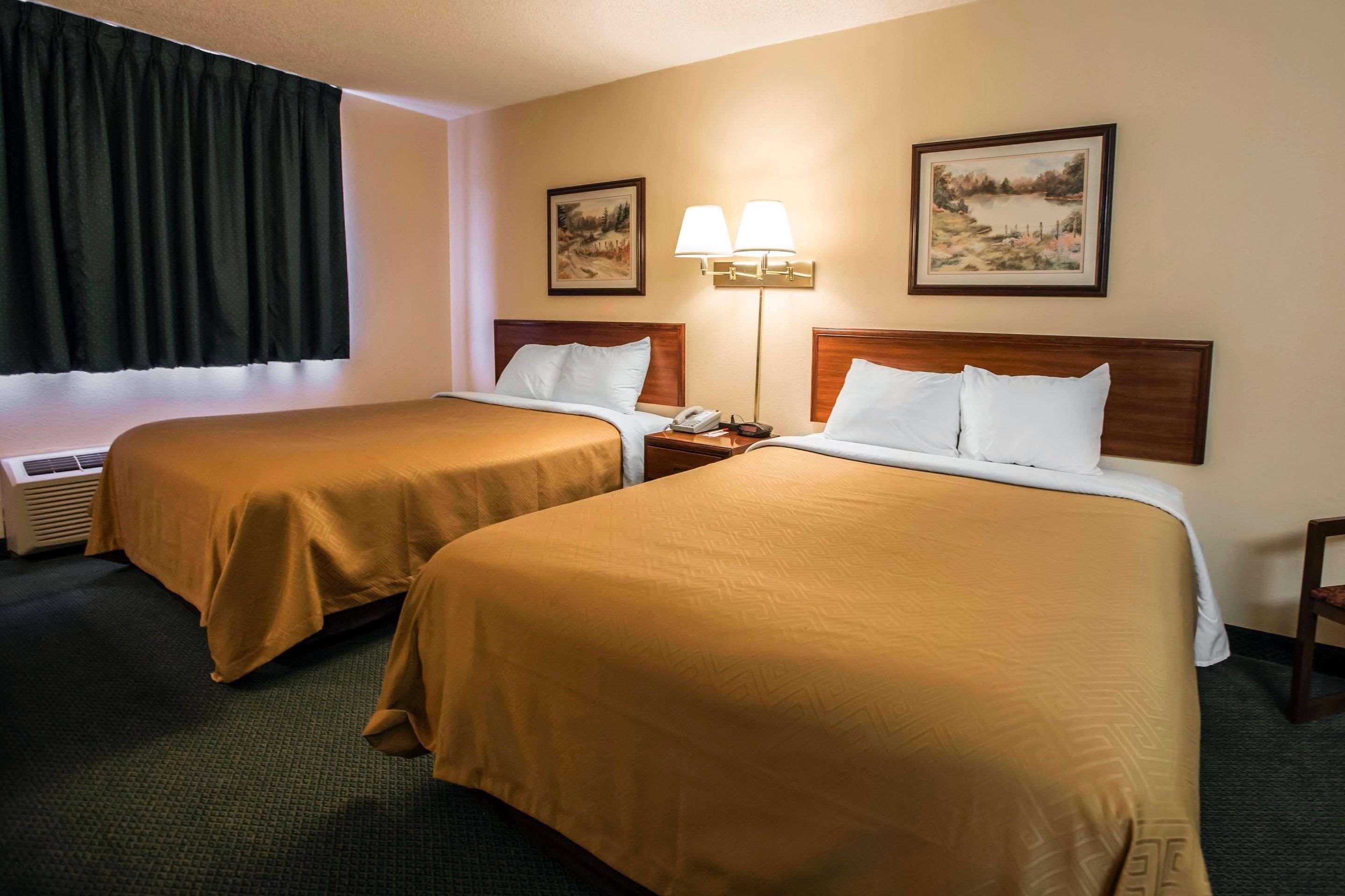 Econo Lodge Princeton Экстерьер фото
