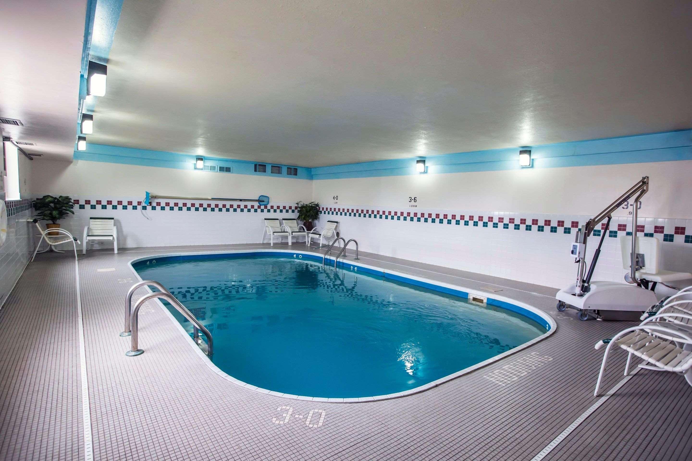 Econo Lodge Princeton Экстерьер фото