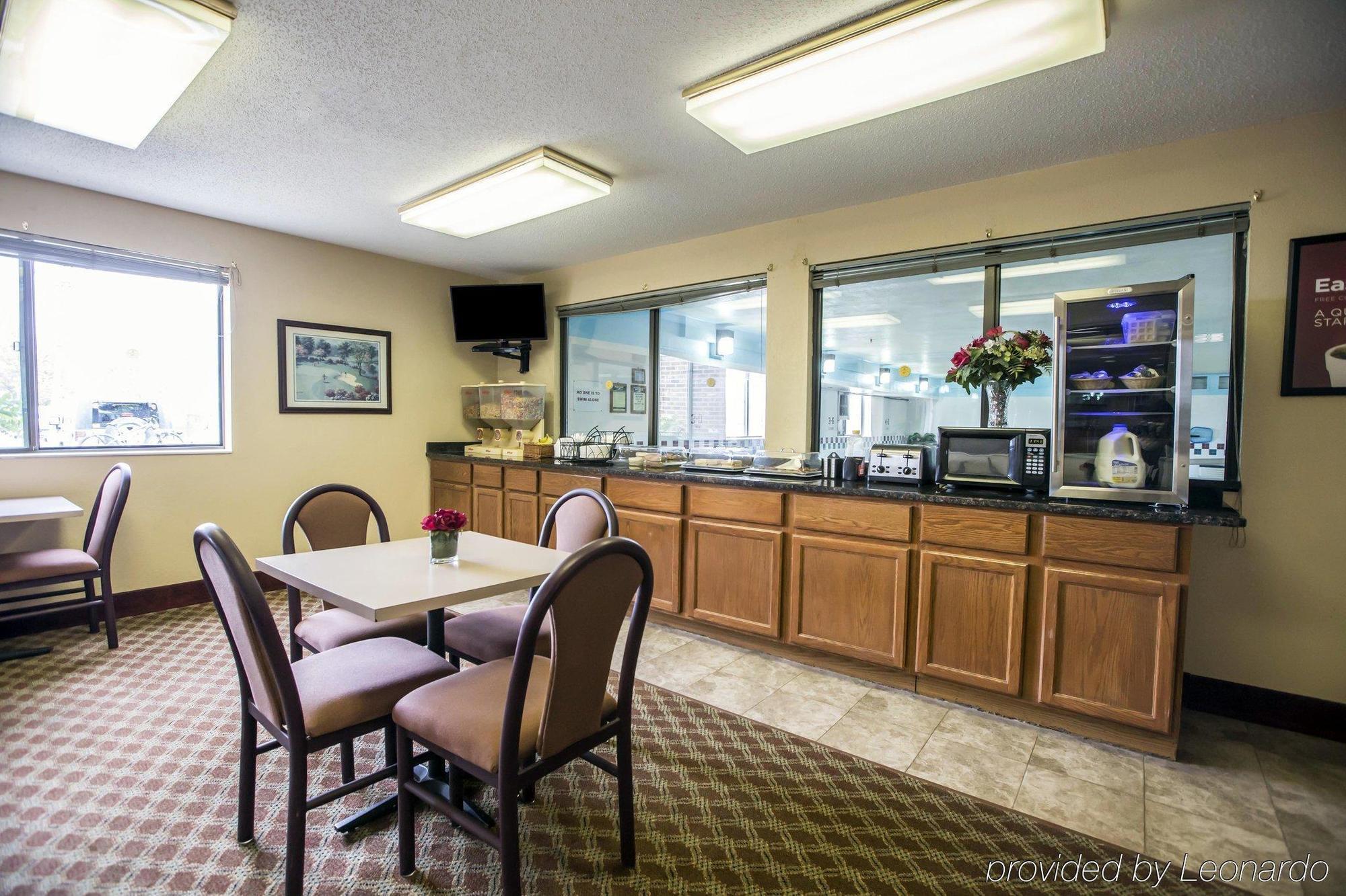 Econo Lodge Princeton Экстерьер фото