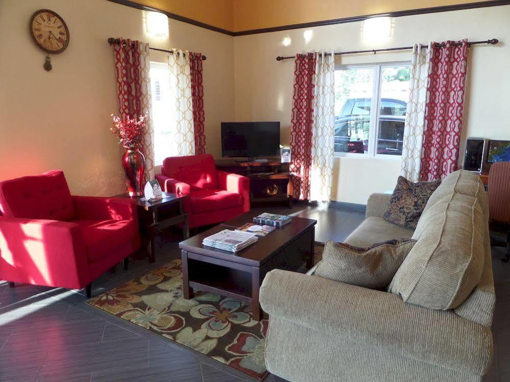 Econo Lodge Princeton Экстерьер фото